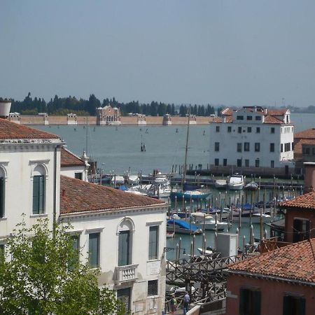 Mori 1 Con Bella Vista Nuovo Appartamento Venice Exterior photo